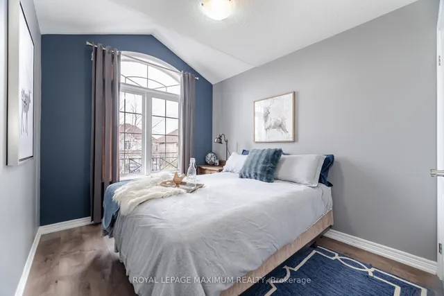 Additional image 35 of 134 Hazelton Ave