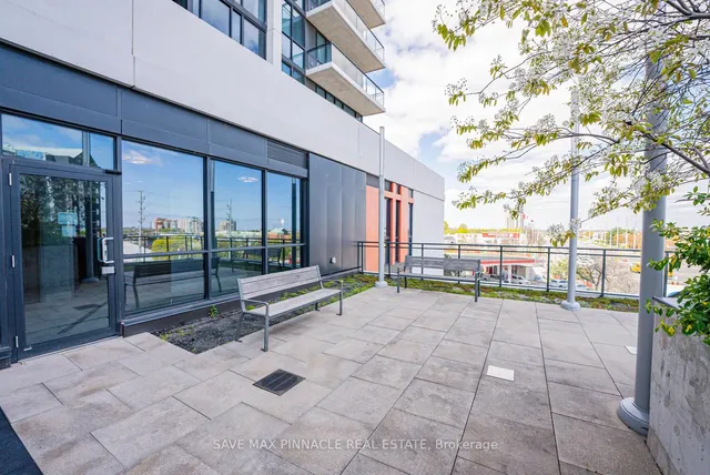 Additional image 40 of 75 Eglinton Ave Unit 509