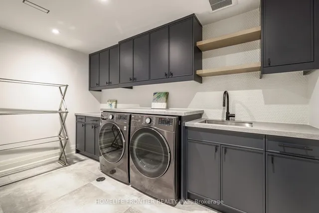 Additional image 37 of 44 Alexandra Blvd