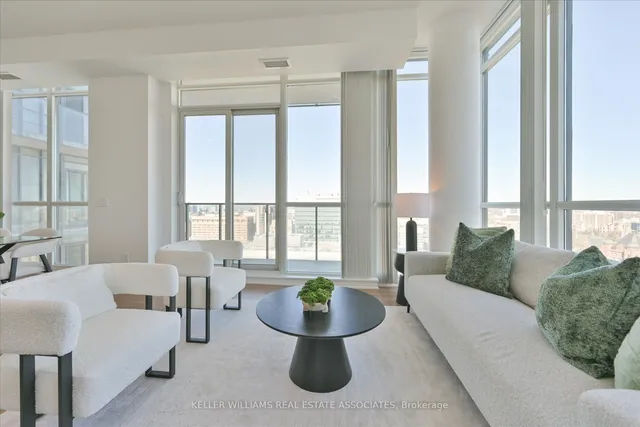 Additional image 6 of 770 Bay St Unit PH201