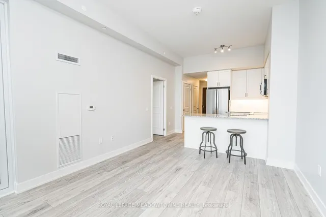 Additional image 11 of 1050 Main St Unit 617