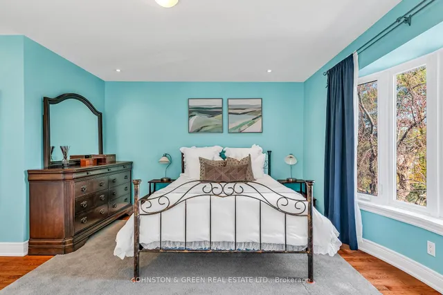 Additional image 32 of 294 Oak Park Ave