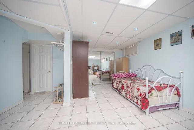 Additional image 38 of 4 Benstrow Ave