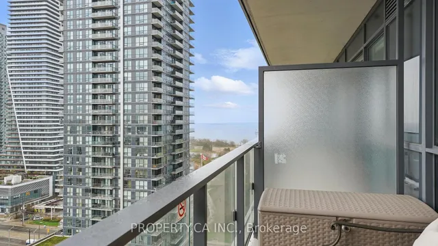 Additional image 22 of 2220 Lakeshore Blvd Unit 2006