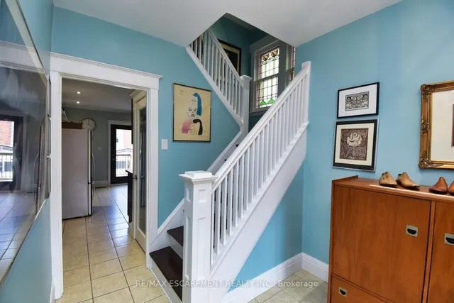 Additional image 7 of 45 Maplewood Ave