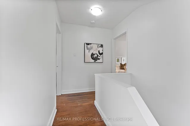 Additional image 23 of 10 Woodbury Pl