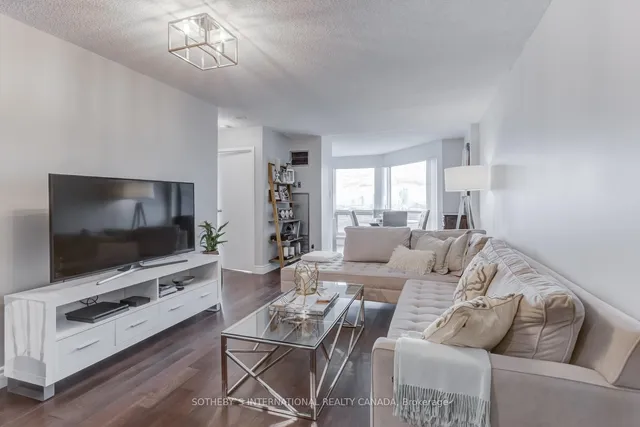 Additional image 4 of 10 Yonge St Unit 2608