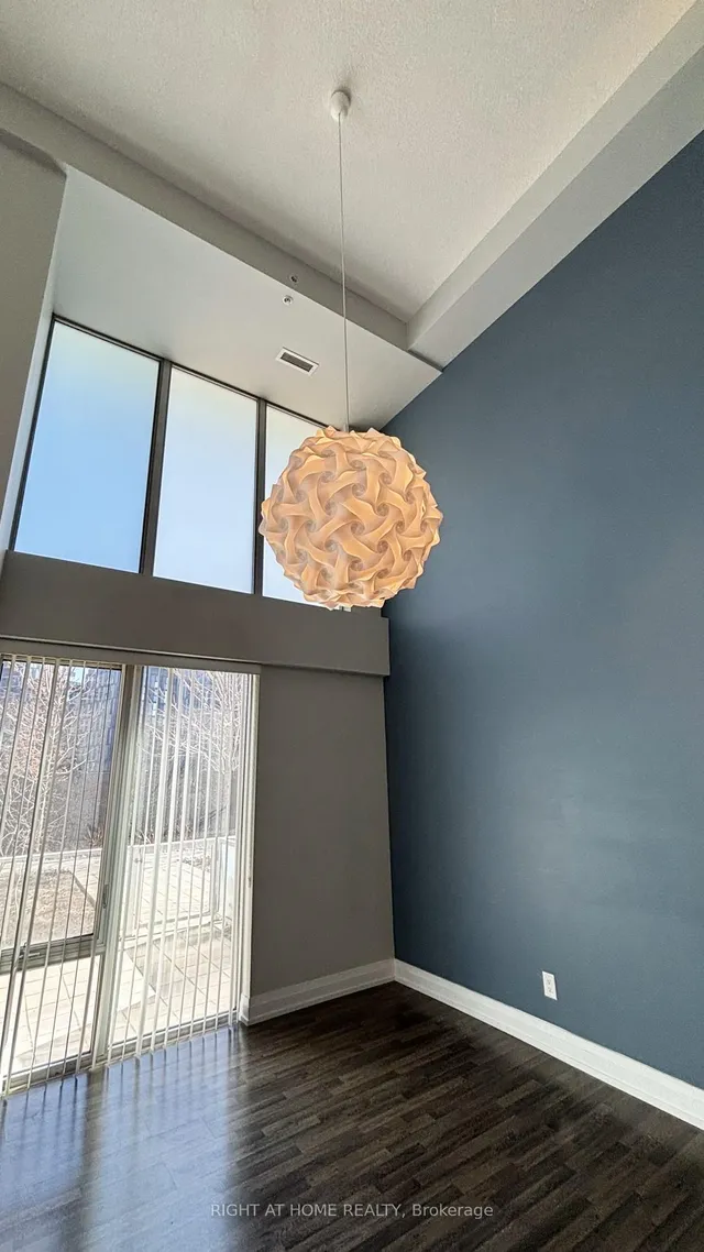 Additional image 6 of 565 Wilson Ave Unit W102