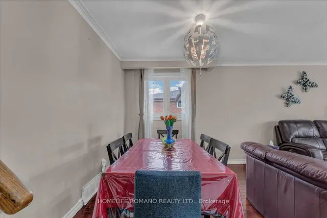 Additional image 13 of 43 Hoover Cres