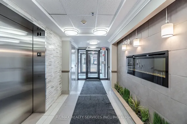 Additional image 8 of 70 baycliffe Cres Unit 408