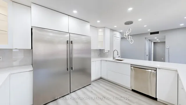 Additional image 12 of 1705 Mccowan Rd Unit 309