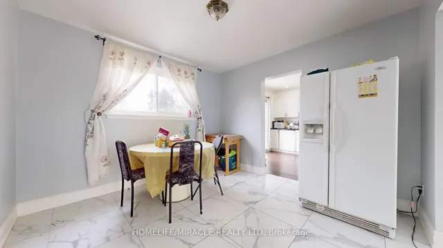 Additional image 12 of 20 Earnscliffe Circ