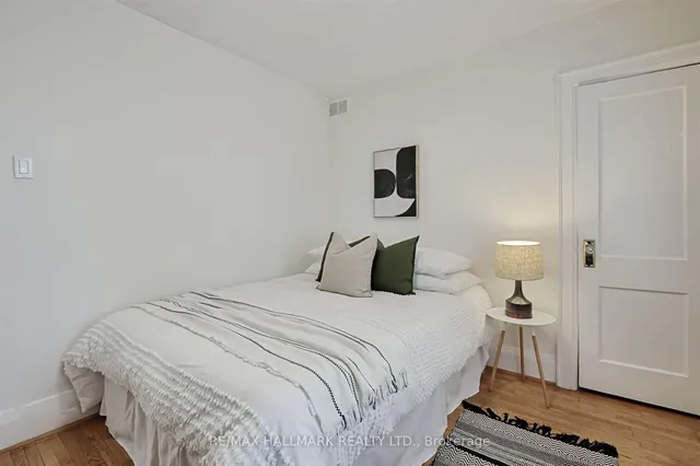 Additional image 25 of 60 Maybourne Ave