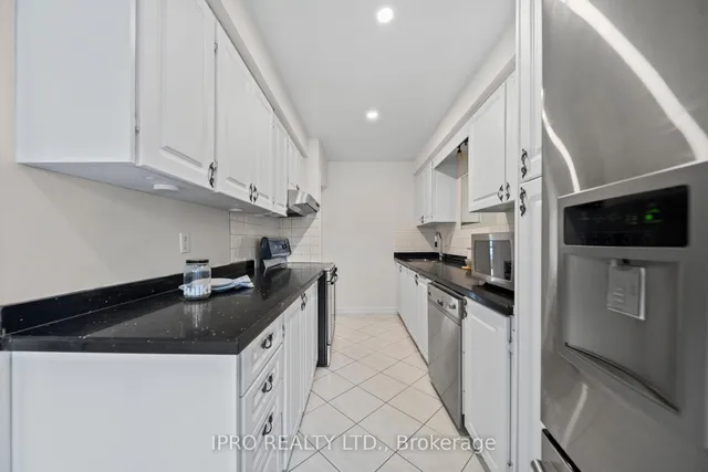 Additional image 6 of 734 Briar Cres