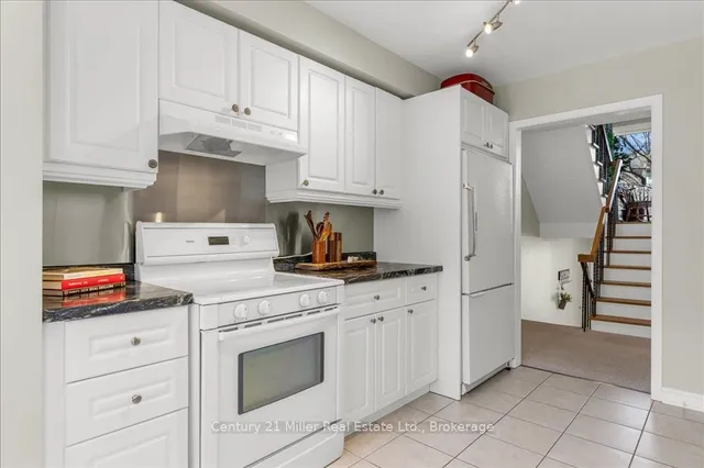 Additional image 7 of 1310 Hampton St Unit 19