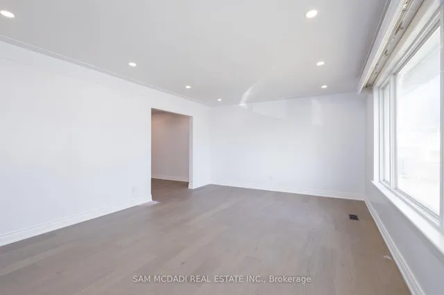 Additional image 5 of 1498 Fisher Ave