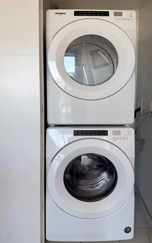 Additional image 11 of 1 Yorkville Ave Unit 3910