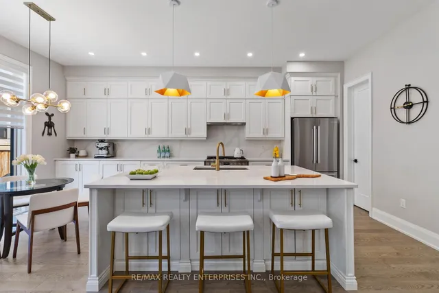 Additional image 14 of 1437 Lakeport Cres