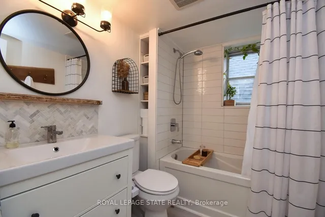 Additional image 19 of 61 Chestnut Ave