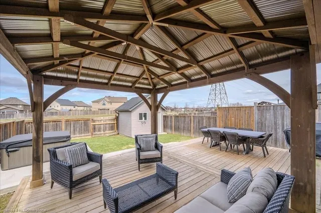 Additional image 40 of 504 Netherwood Cres