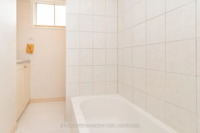 Additional image 31 of 68 Montjoy Cres