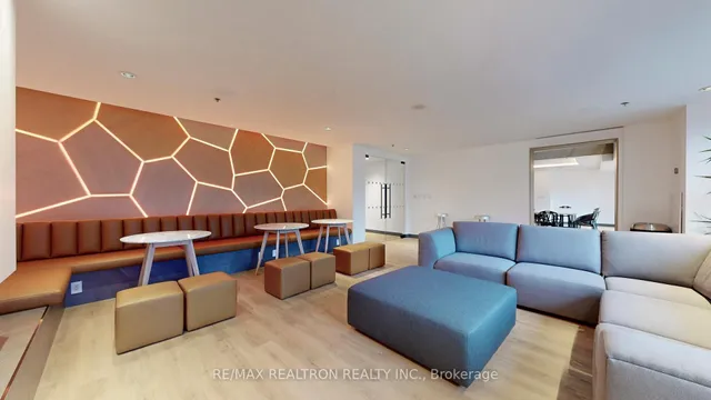 Additional image 36 of 281 Mutual St Unit 1506