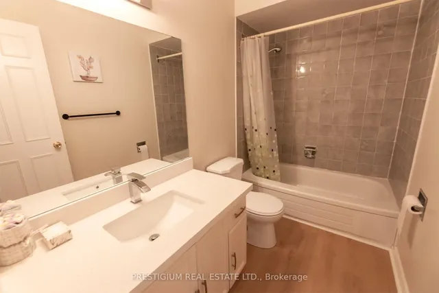 Additional image 21 of 25 Cardwell Ave Unit 30