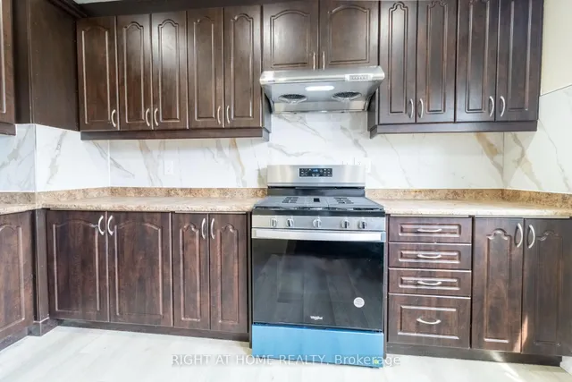 Additional image 13 of 36 Flamingo Cres