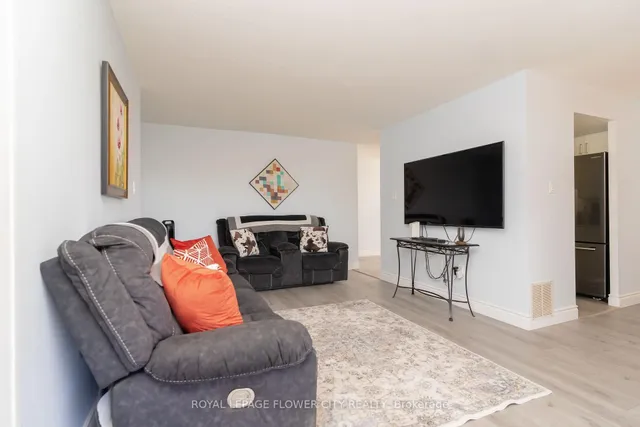 Additional image 9 of 20 Cherrytree Dr Unit 304