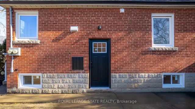 Additional image 40 of 869 Garth St