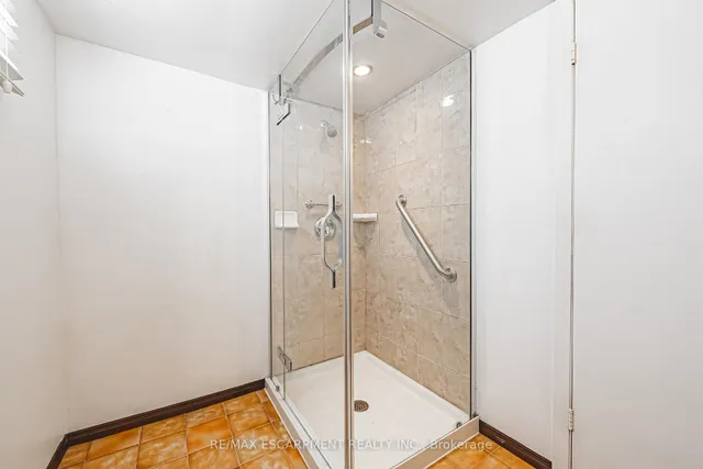 Additional image 35 of 98 Deerhurst Rd