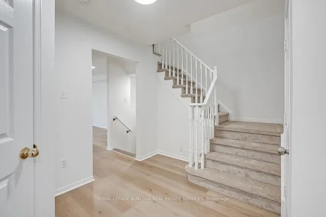 Additional image 3 of 453 Taylor Cres