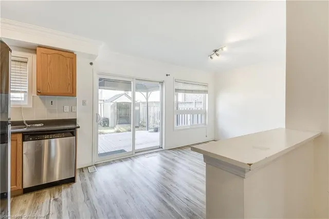 Additional image 27 of 83 Powell Dr