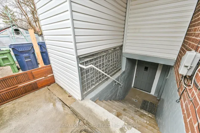 Additional image 28 of 48 Phillip Ave