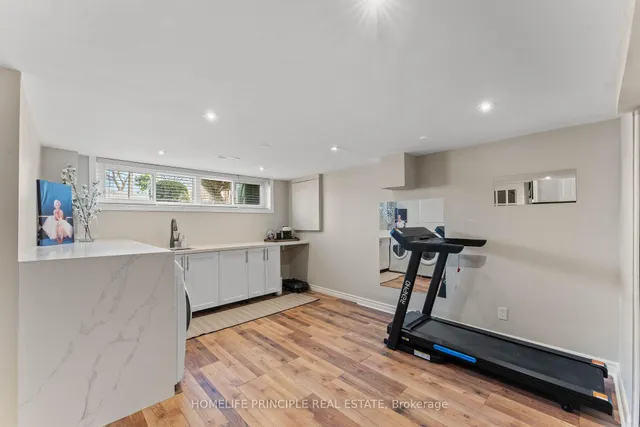 Additional image 32 of 267 Jeffcoat Dr