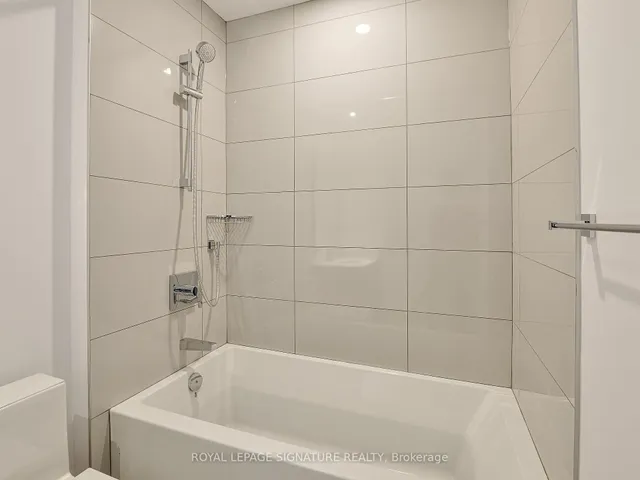 Additional image 10 of 488 University Ave Unit 3805