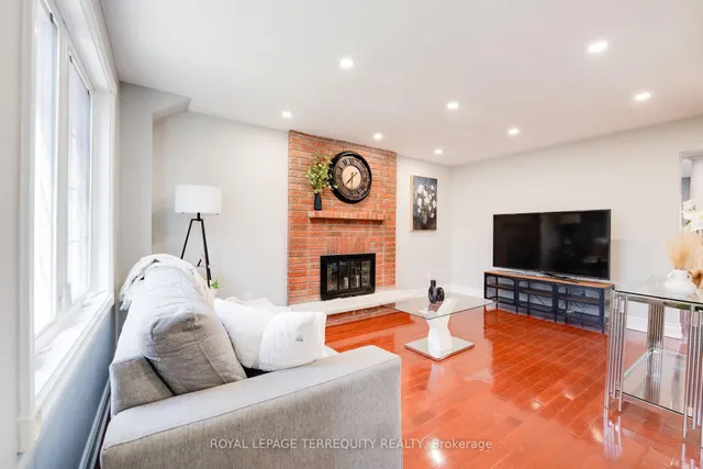 Additional image 5 of 4242 Petersburg Cres