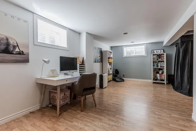 Additional image 39 of 21 Cedar St