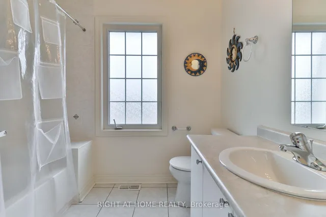 Additional image 16 of 72 Jeremiah Lane