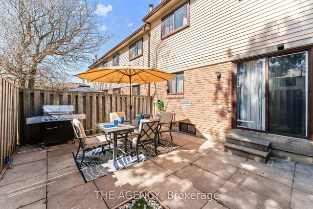 Additional image 27 of 35 McMullen Cres Unit 35