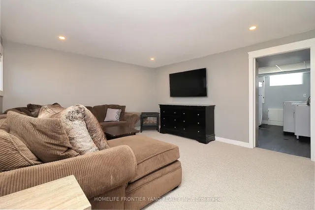 Additional image 23 of 587 Wilene Dr