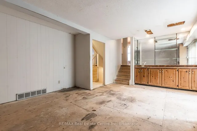 Additional image 41 of 476 Westheights Dr