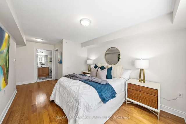 Additional image 21 of 12 Rean Dr Unit 403