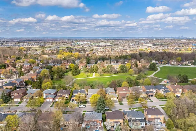 Additional image 47 of 72 Barr Cres