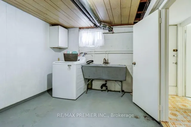 Additional image 29 of 73 Lanark Ave