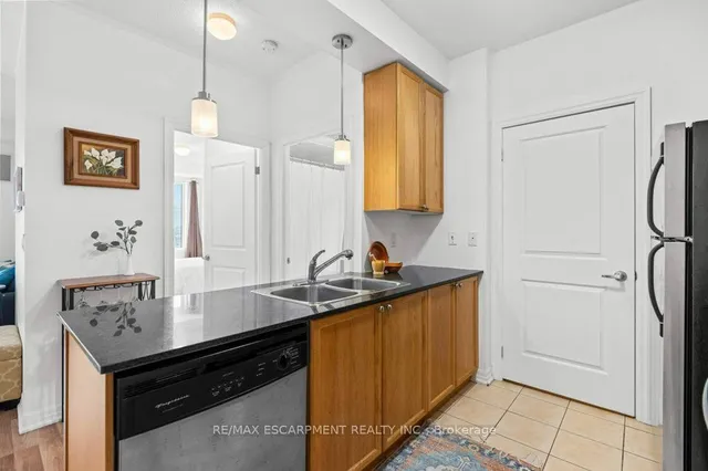 Additional image 12 of 245 Dalesford Rd Unit 317