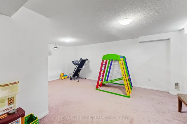 Additional image 13 of 1126 BONIN Cres