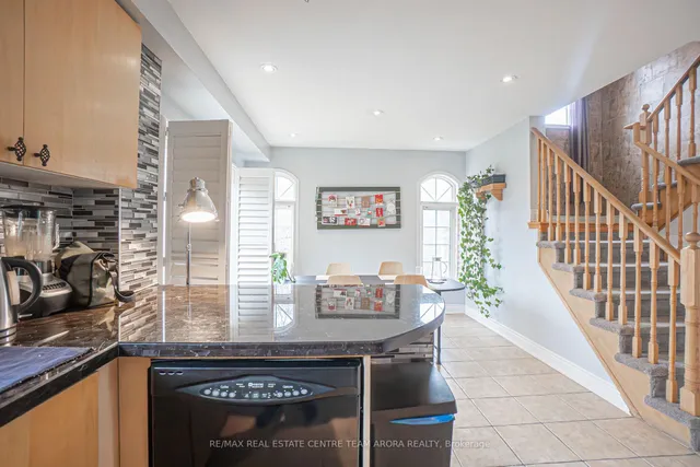 Additional image 9 of 67 Axelrod Ave