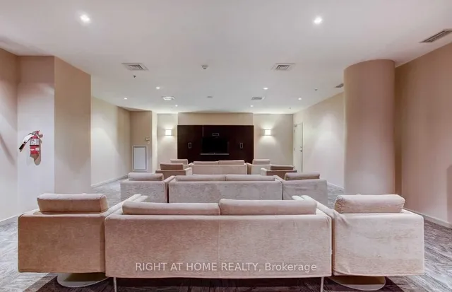 Additional image 37 of 219 Fort York Blvd Unit 2205