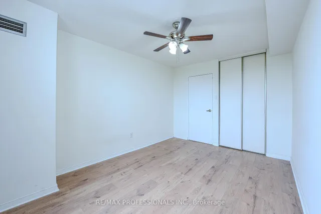 Additional image 31 of 362 The East Mall N/A Unit 302